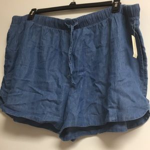 Chambray Shorts with Pockets NWT
